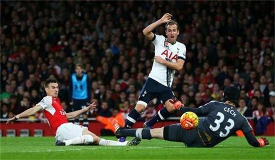 比赛一度陷 比赛一度陷